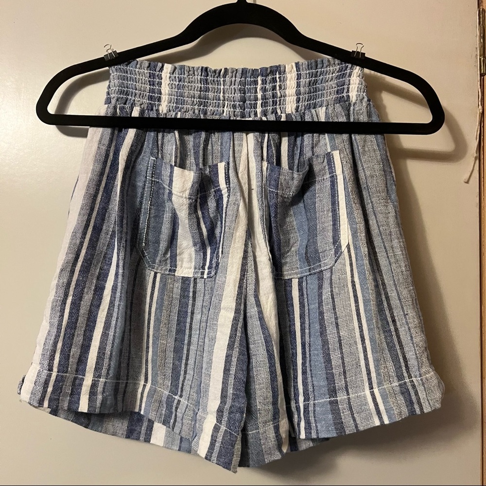 Linen Shorts - Picture 4 of 6